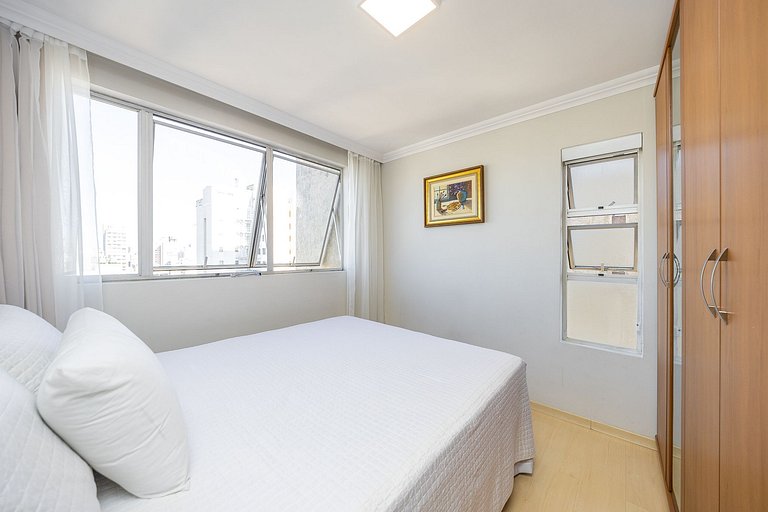 Studio finamente decorado em Curitiba, até 3 pessoas, 45m²