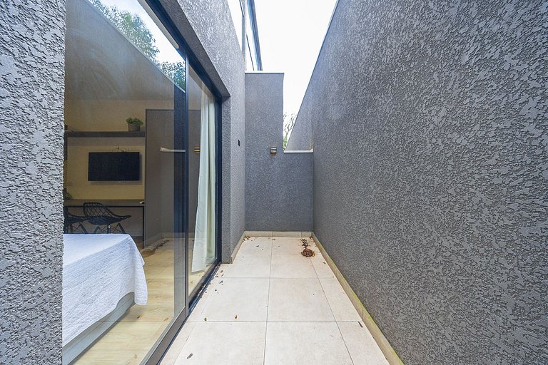 easy 109 studio garden