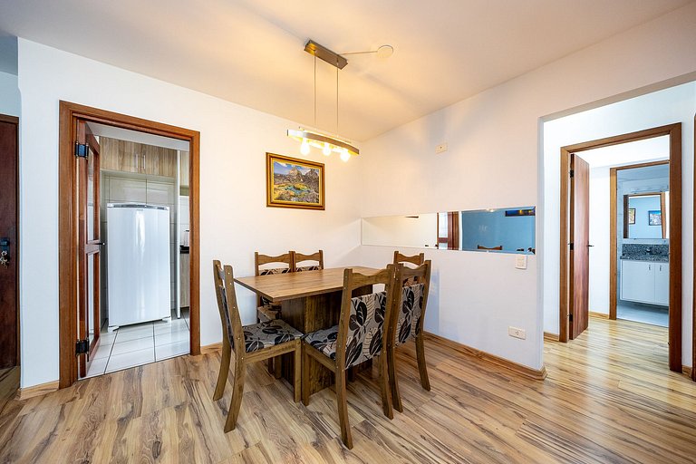 Apartamento 2 quartos finamente decorado em Curitiba, até 4