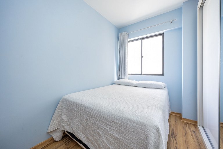 Apartamento 2 quartos finamente decorado em Curitiba, até 4