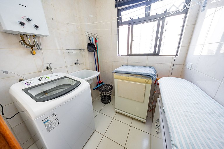 Apartamento 2 quartos finamente decorado em Curitiba, até 4