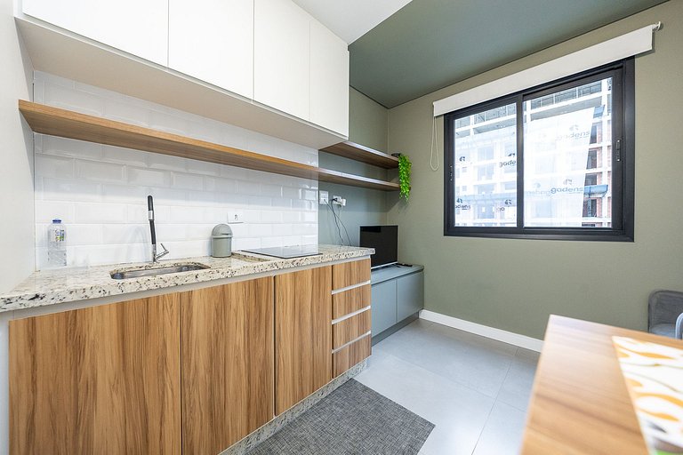 Studio finamente decorado em Curitiba, até 2 pessoas, 25m²