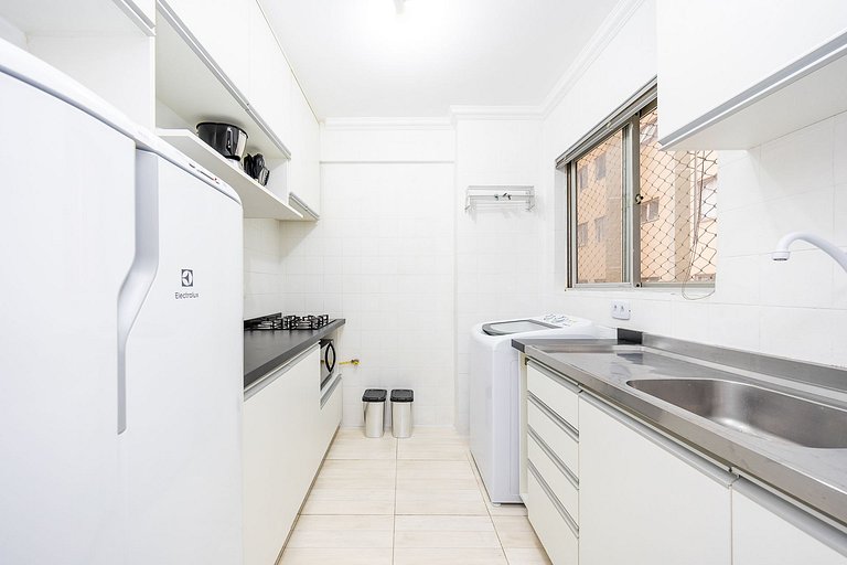 Studio finamente decorado em Curitiba, até 2 pessoas.