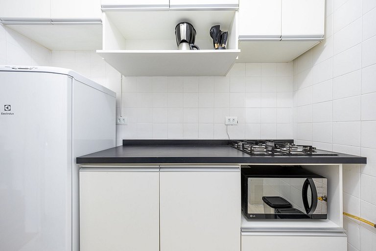 Studio finamente decorado em Curitiba, até 2 pessoas.