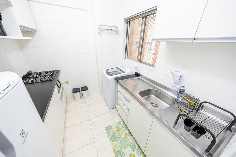 Studio finamente decorado em Curitiba, até 2 pessoas.