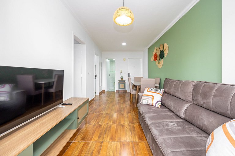 Studio finamente decorado em Curitiba, até 2 pessoas.