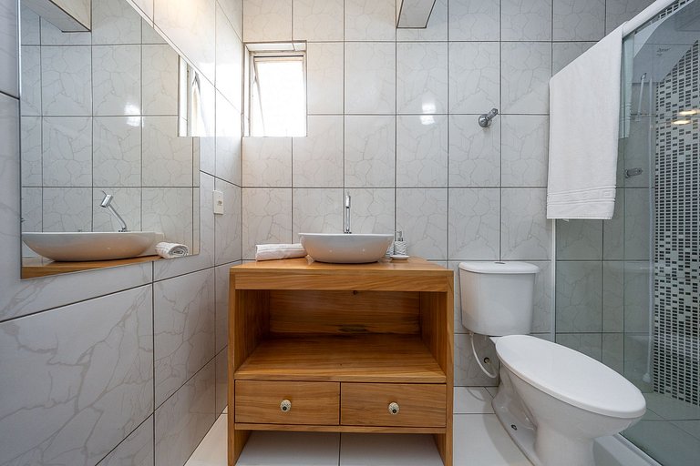 Lindo apartamento 2 quartos no Bairro Agua verde em Curitiba