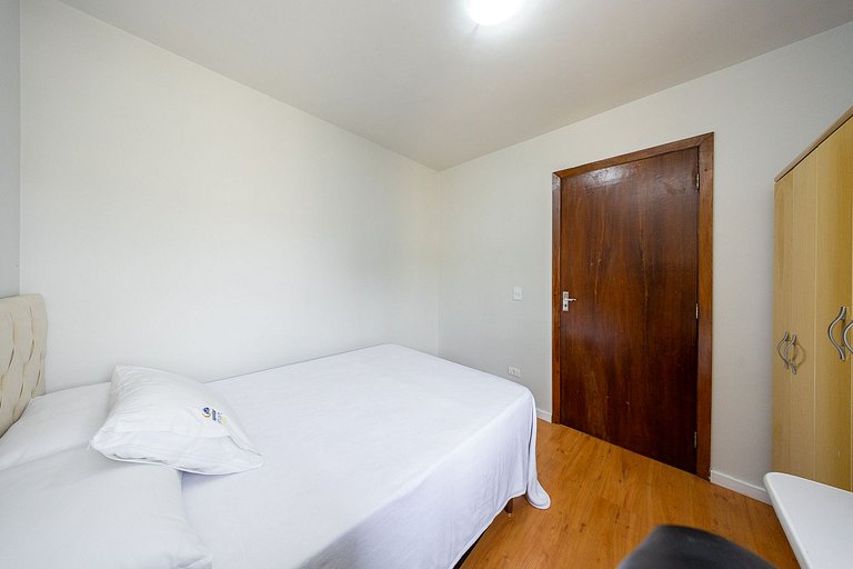 Lindo apartamento 2 quartos no Bairro Agua verde em Curitiba