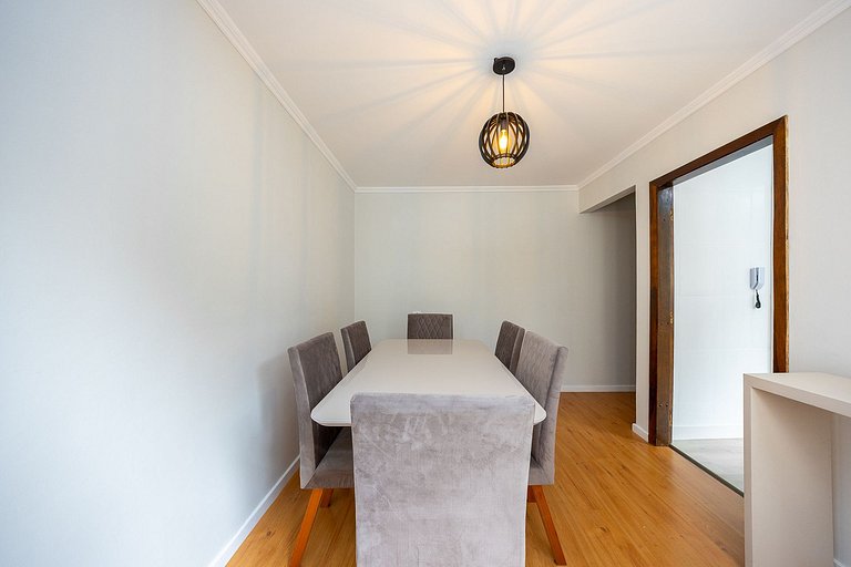 Lindo apartamento 2 quartos no Bairro Agua verde em Curitiba