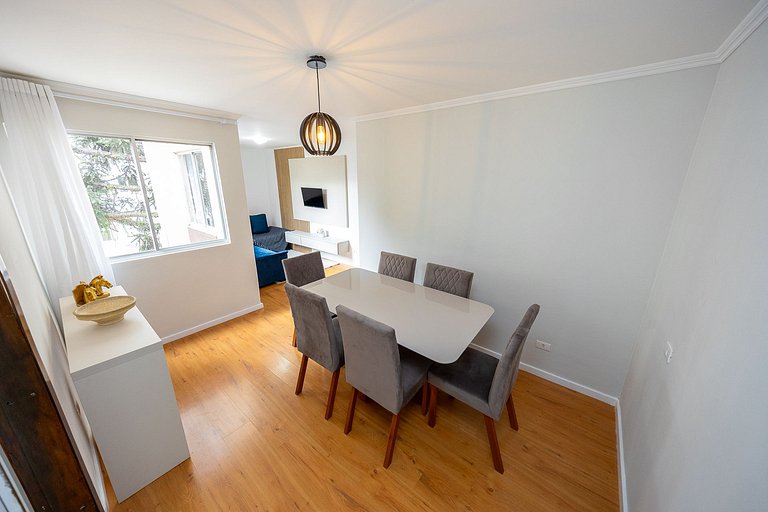 Lindo apartamento 2 quartos no Bairro Agua verde em Curitiba