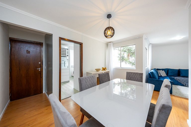 Lindo apartamento 2 quartos no Bairro Agua verde em Curitiba