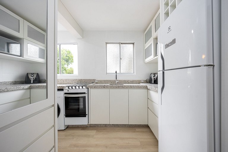 Lindo apartamento 2 quartos no Bairro Agua verde em Curitiba