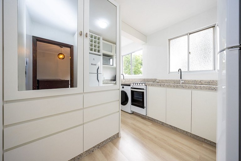 Lindo apartamento 2 quartos no Bairro Agua verde em Curitiba
