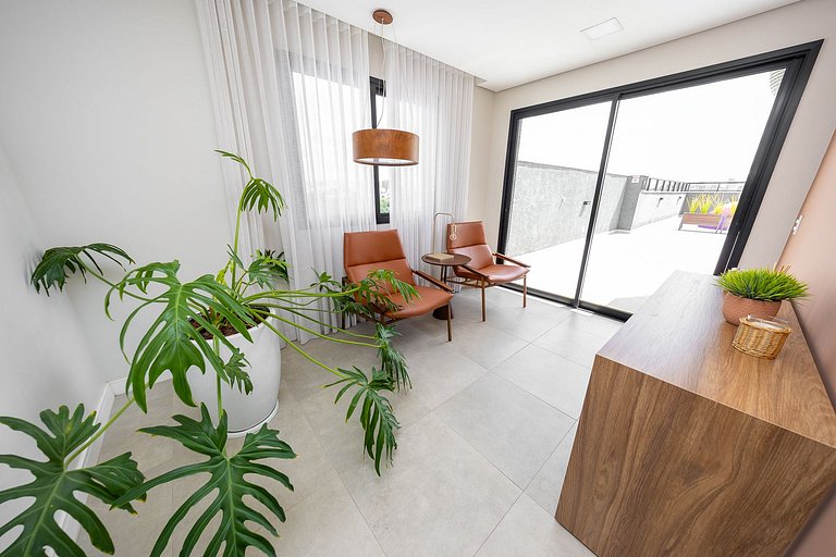 Lindo studio um quarto na região do rebouças em Curitiba