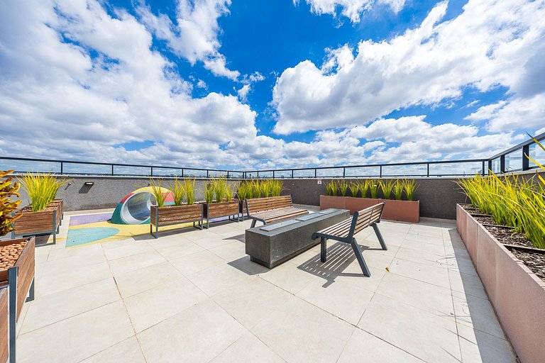 Lindo studio um quarto na região do rebouças em Curitiba