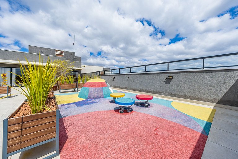 Lindo studio um quarto na região do rebouças em Curitiba