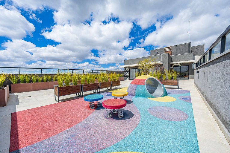 Lindo studio um quarto na região do rebouças em Curitiba