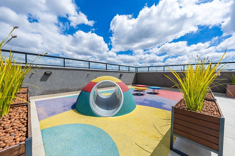 Lindo studio um quarto na região do rebouças em Curitiba