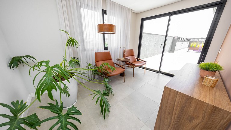 Studio totalmente mobiliado, no 2º andar, em excelente local