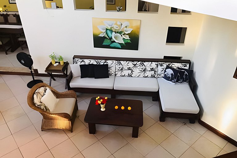 Casa com piscina na praia - 300m da praia