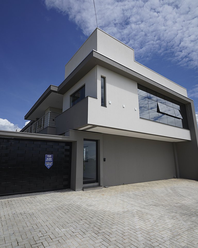 Apartamento totalmente mobiliado!