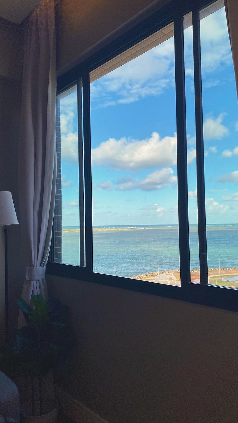Studio Mar na Janela | Acorde com vista para o mar